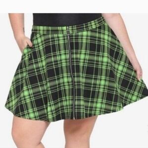 Green and Black plaid skater skirt- Hot Topic